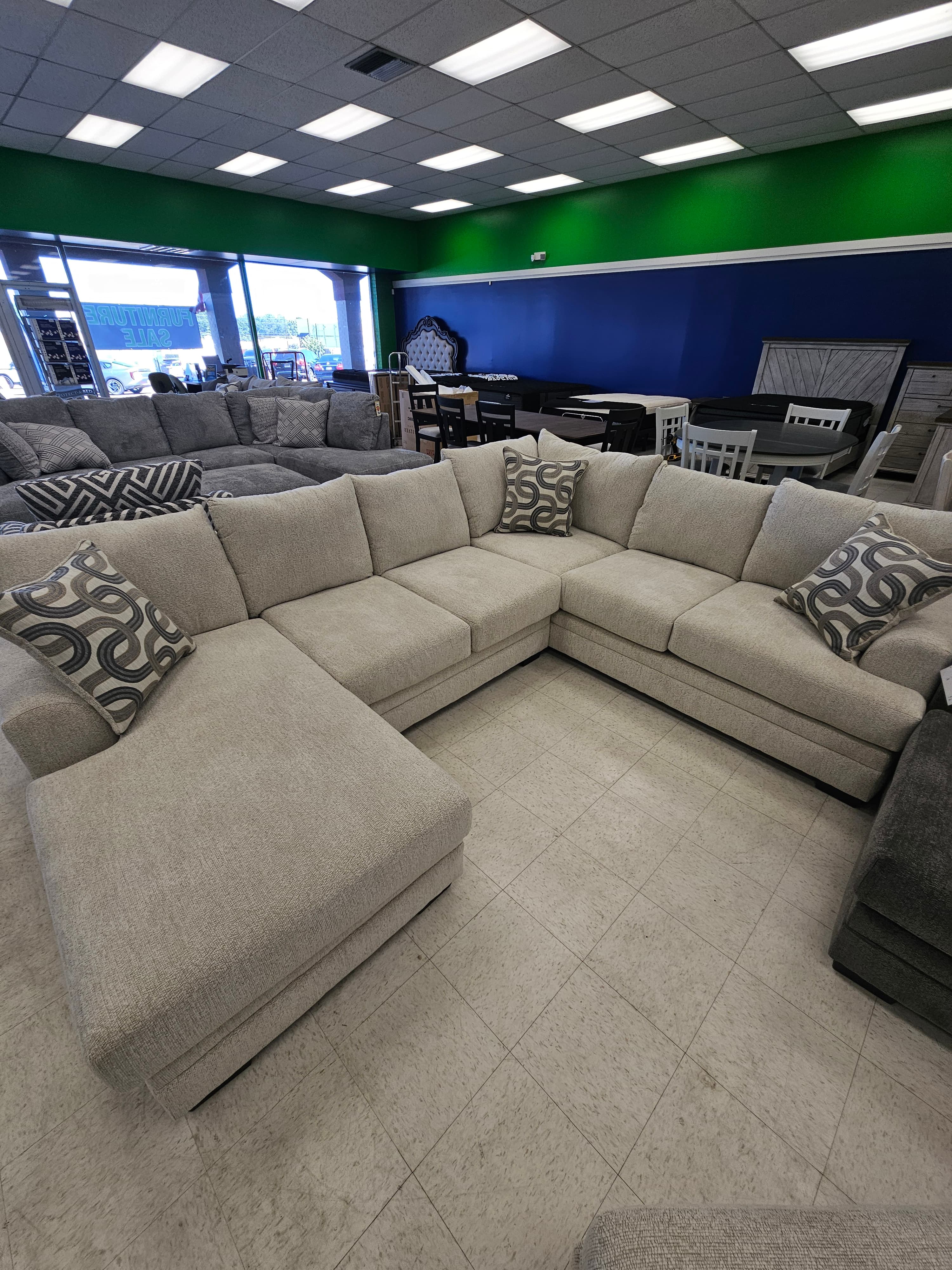 Bailey Cream - 2 PC Sectional (27/04)